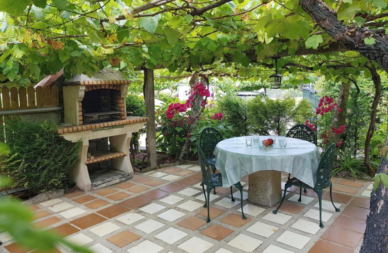 Apartamentos Barral Meu Lar Valga Buitenkant foto